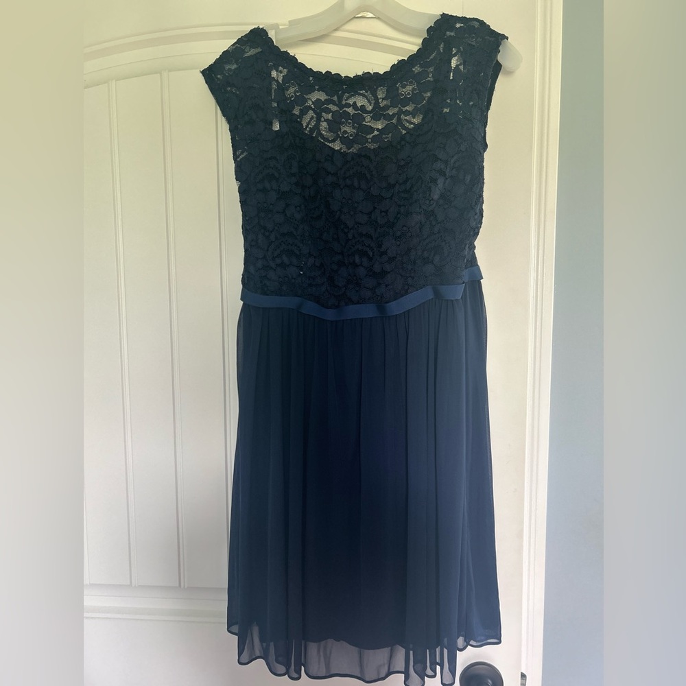 Navy David’s bridal size 14